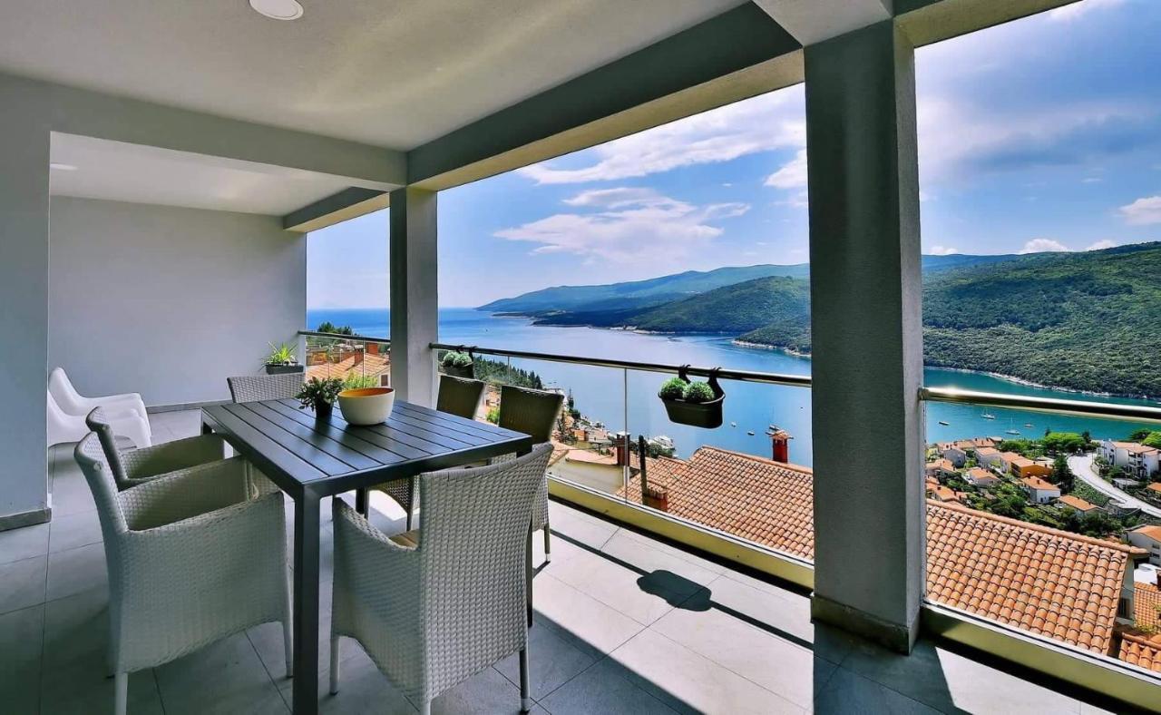 Apartment Vanilla I With Beautiful Seaview Rabac Exterior foto